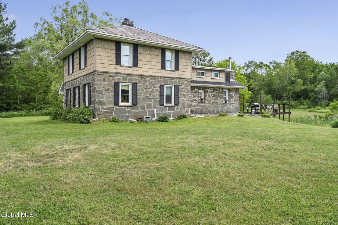 Photo of 1161 County Route 408
