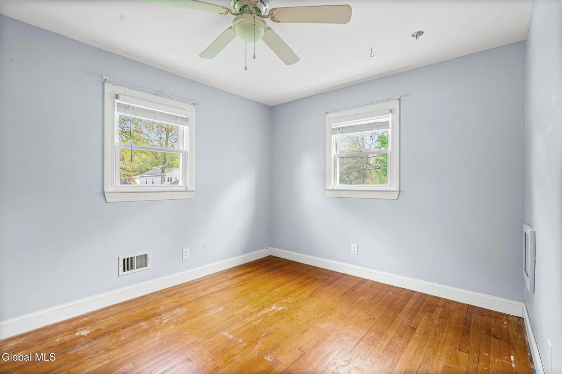 Photo of 16 Ridgewood Lane