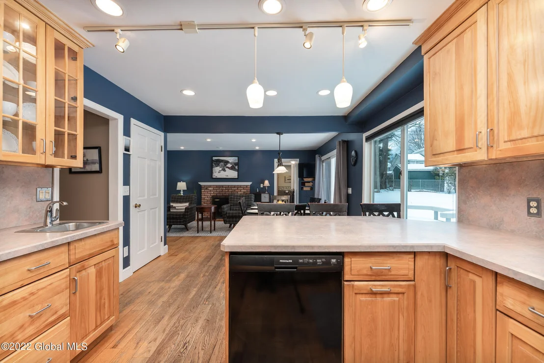Photo of 2131 Morrow Avenue