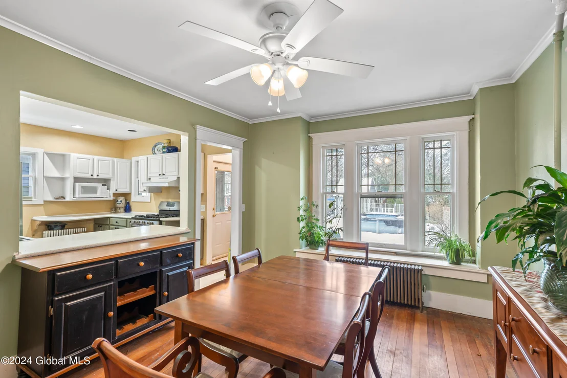 Photo of 1680 Rugby Road