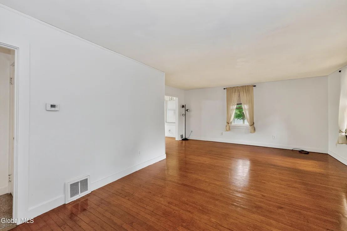 Photo of 32 Sheridan Street