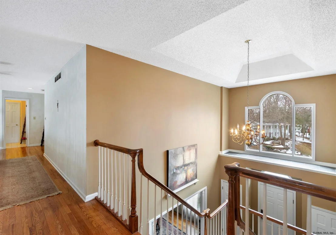 Photo of 54 OAK TREE Lane