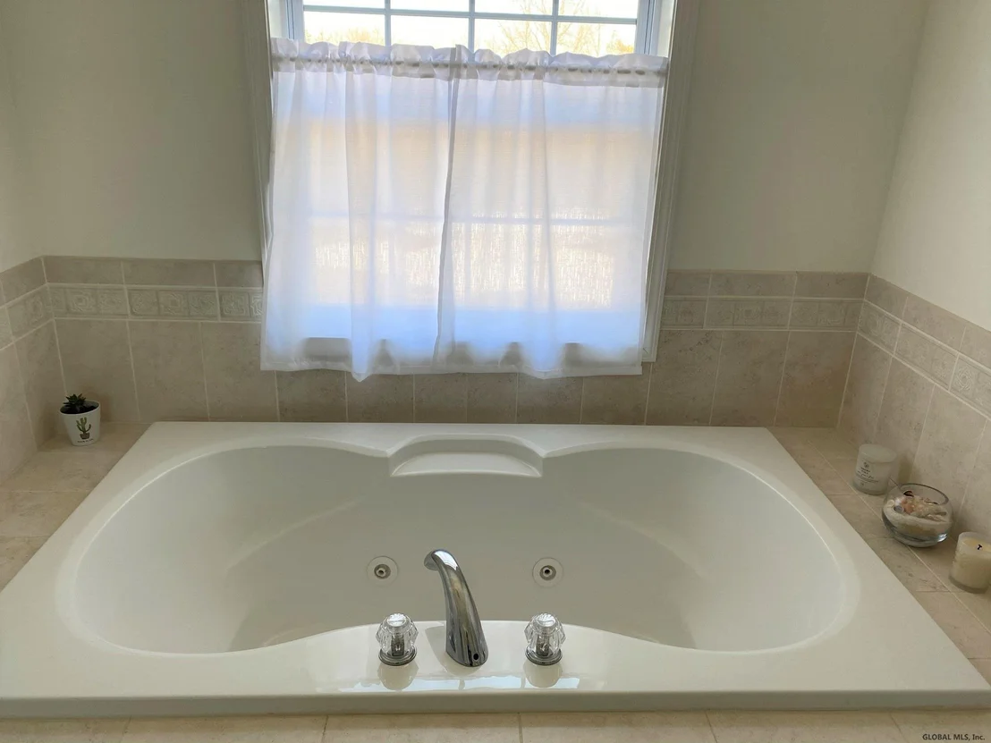 Photo of 16 BRADT Road