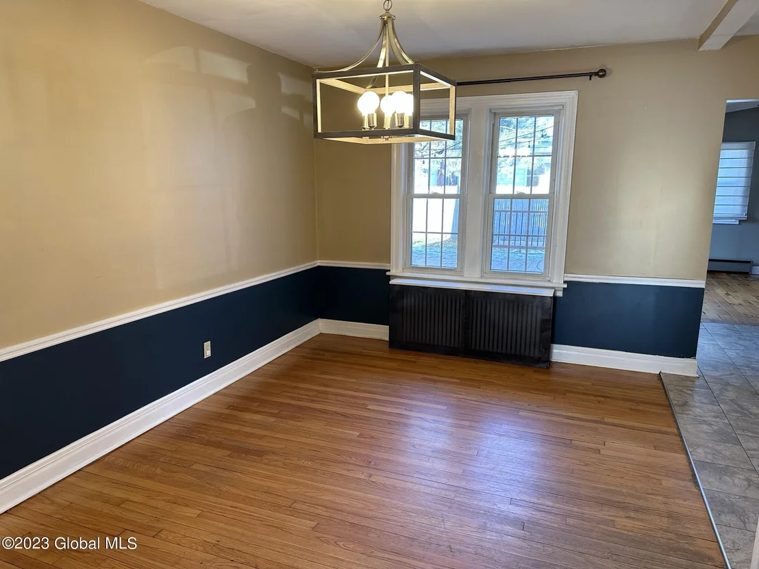 Photo of 14 Berncliff Avenue