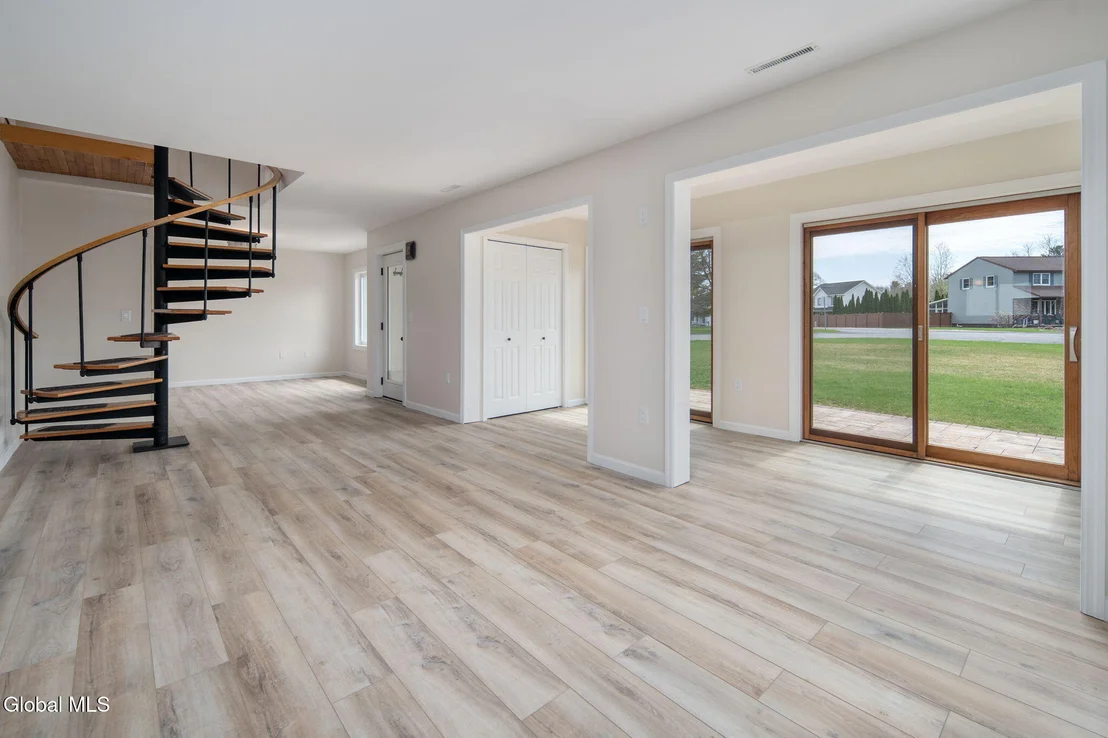 Photo of 1412 Rocco Drive
