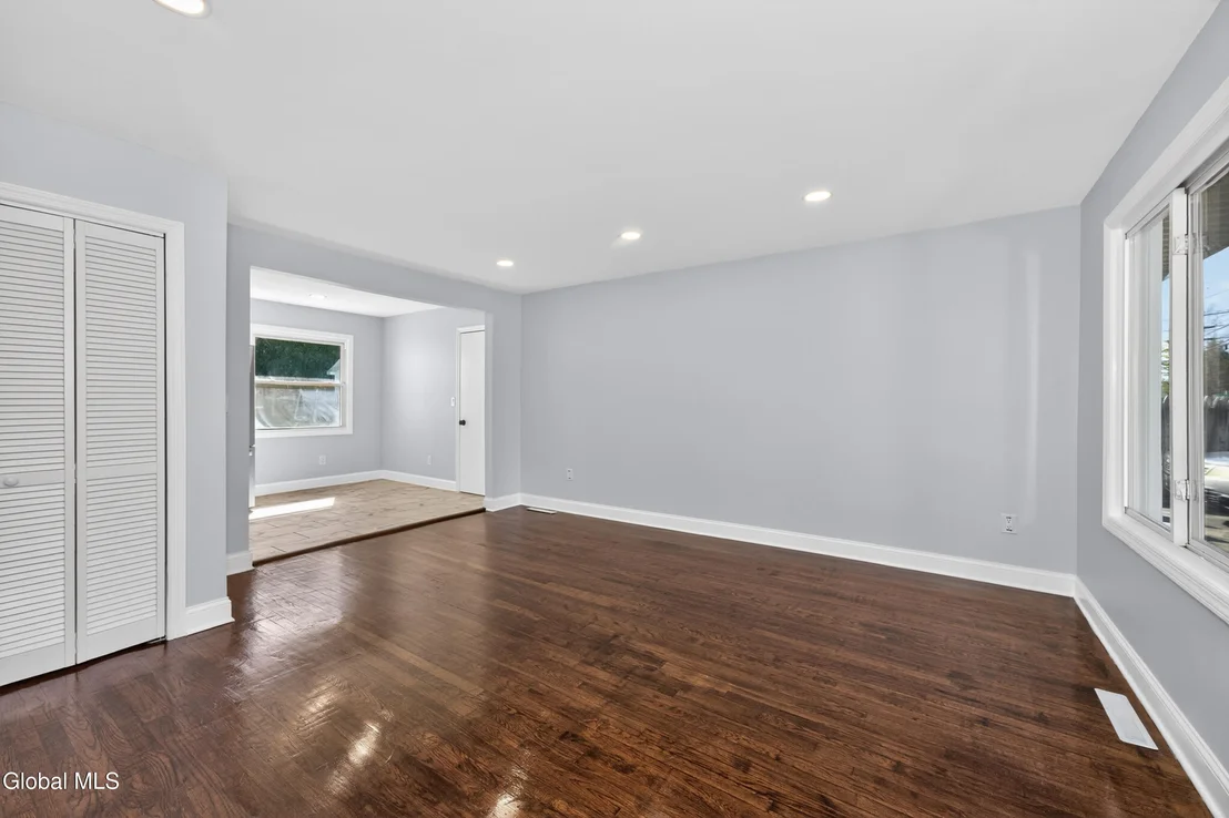 Photo of 253 Vly Road