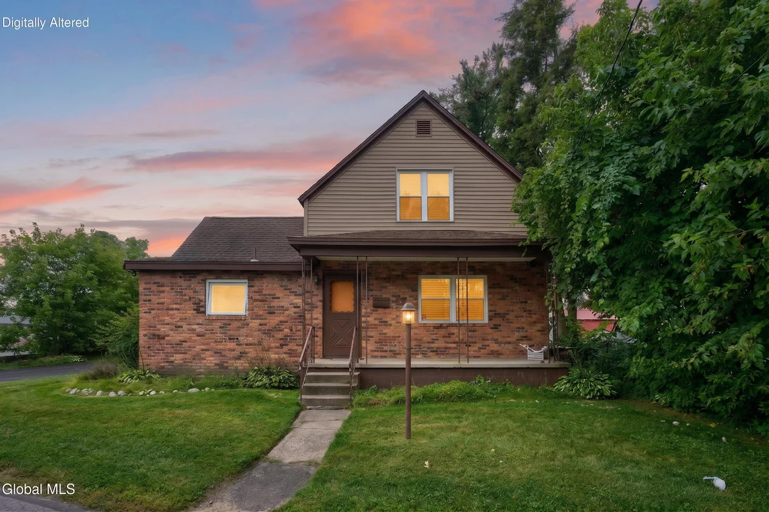 Photo of 341 Princetown Road