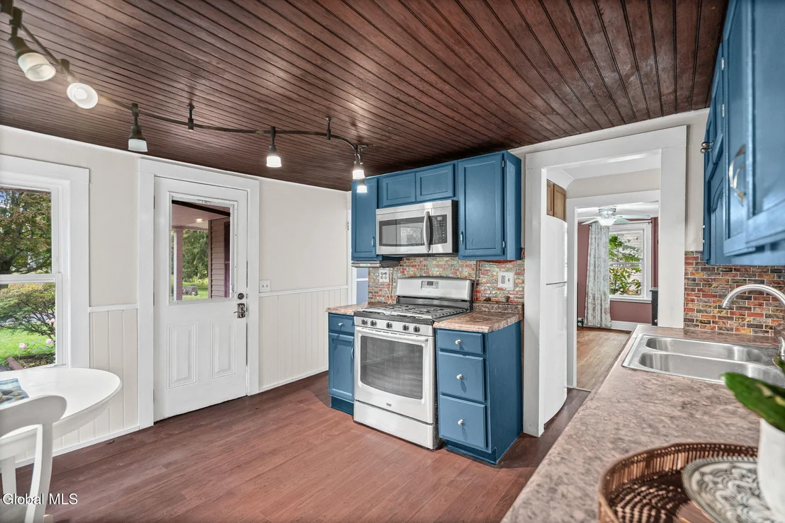 Photo of 43 Scott Avenue