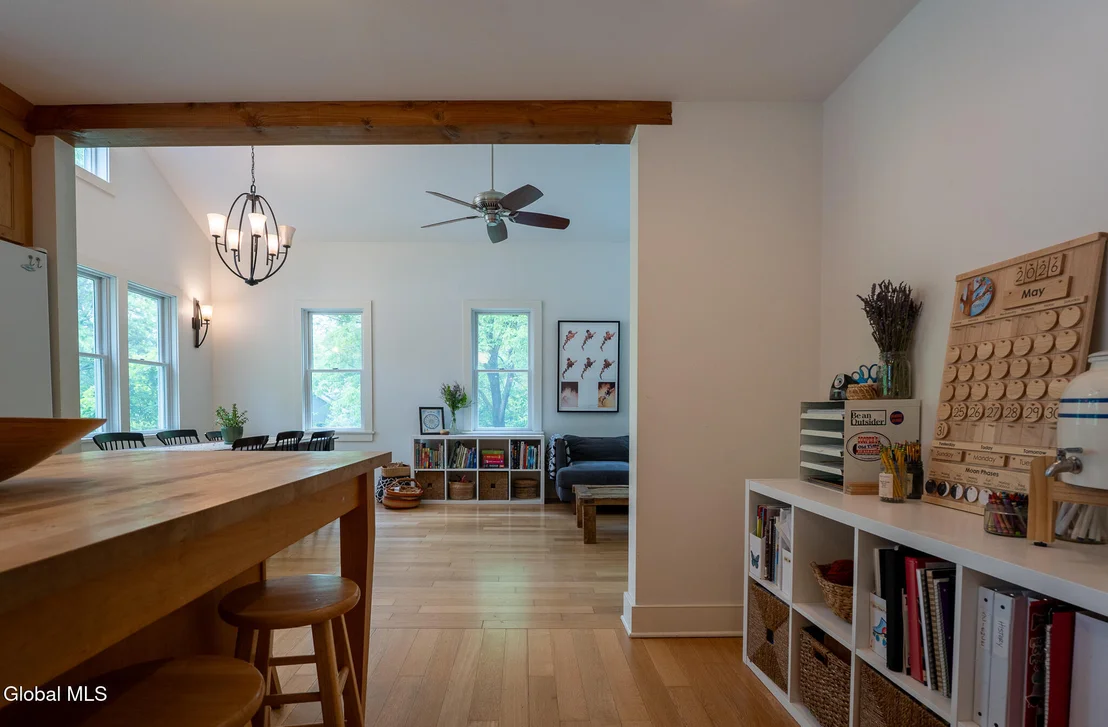 Photo of 1712 Crescent Road