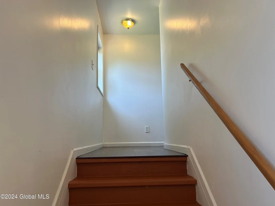 Photo of 313 Chiswell Road