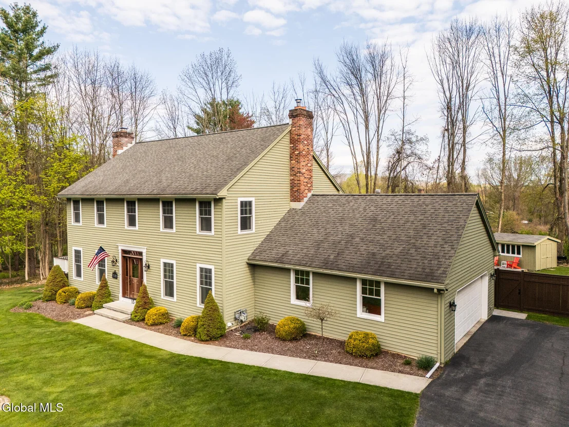Photo of 15 Cobblestone Drive