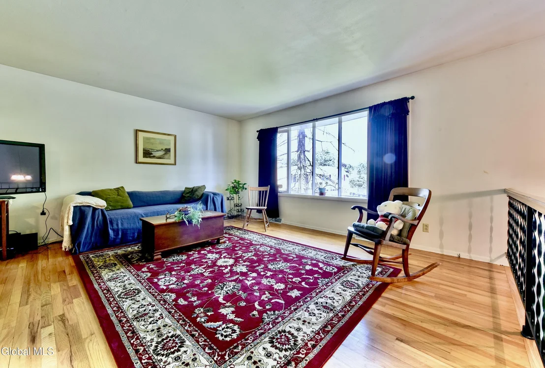 Photo of 4 Cedar Court