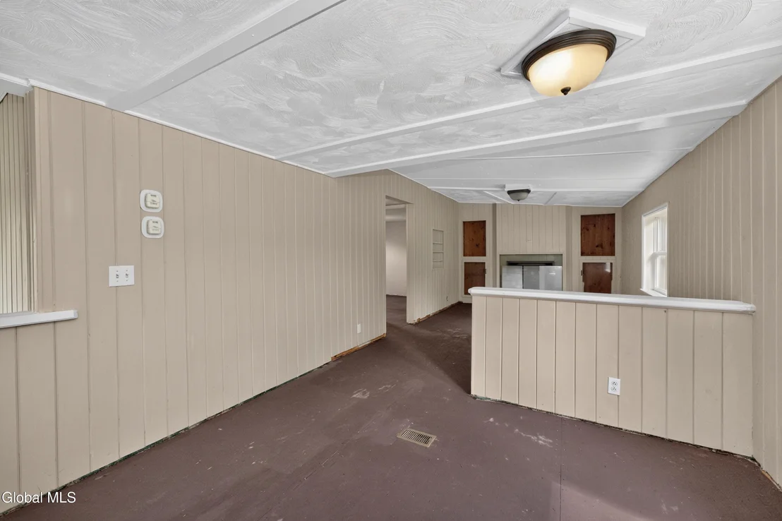 Photo of 683 Knickerbocker Road