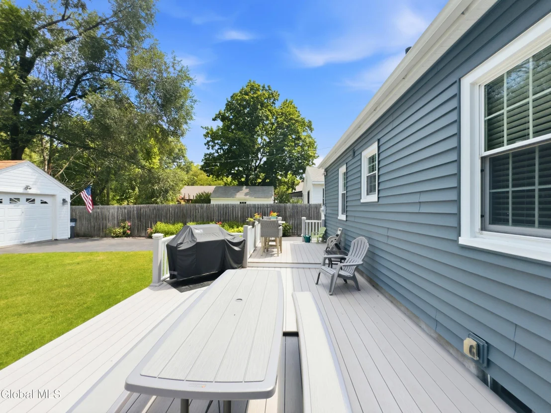 Photo of 2313 Barcelona Road