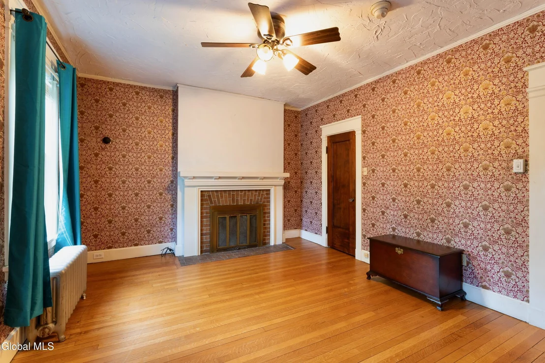 Photo of 6 Morris Avenue