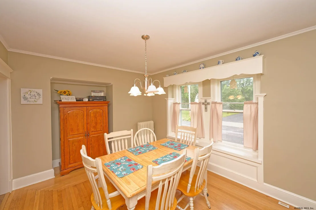 Photo of 115 1ST Street