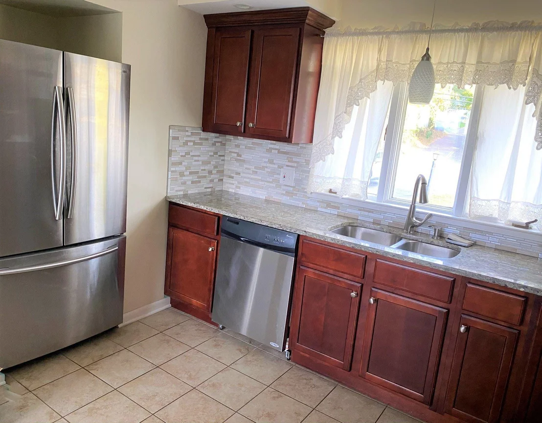 Photo of 120 SHAKER Road