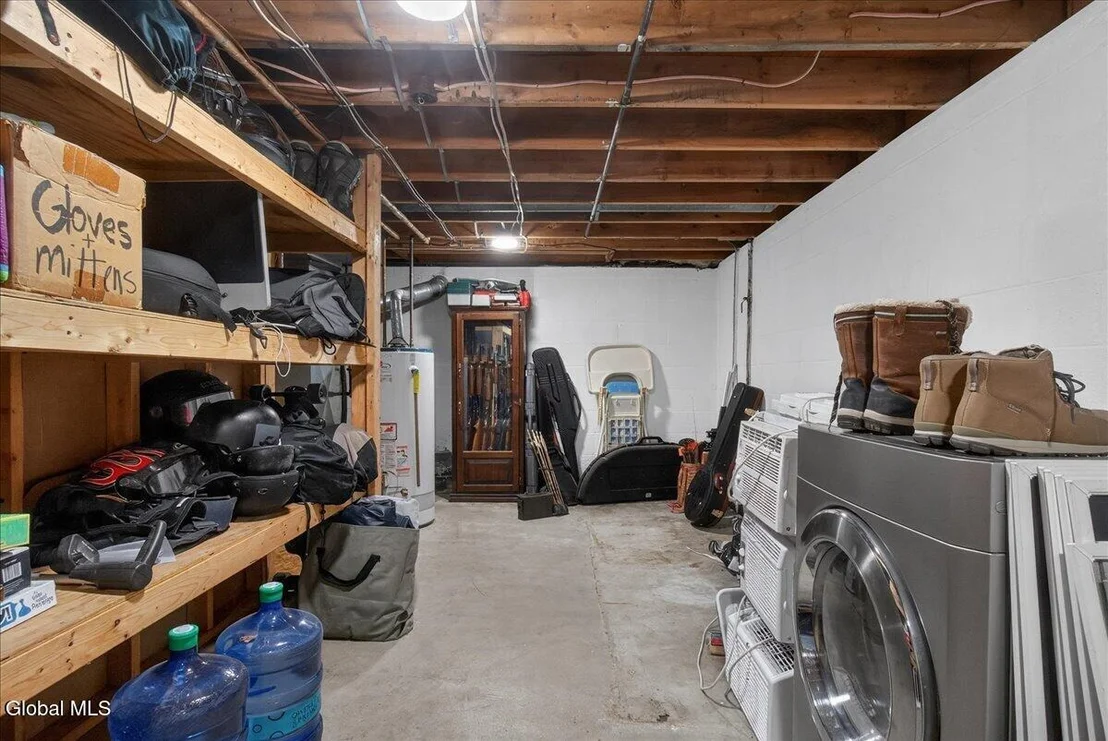 Photo of 221 Droms Road