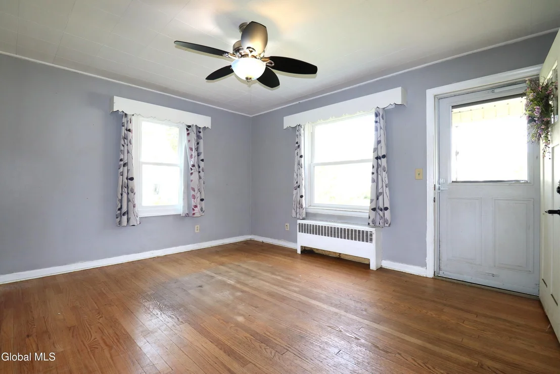 Photo of 2116 Neil Street