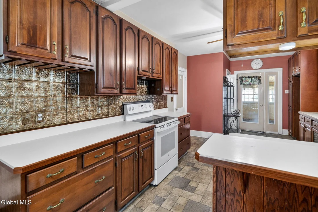 Photo of 1125 Mc Clellan Street