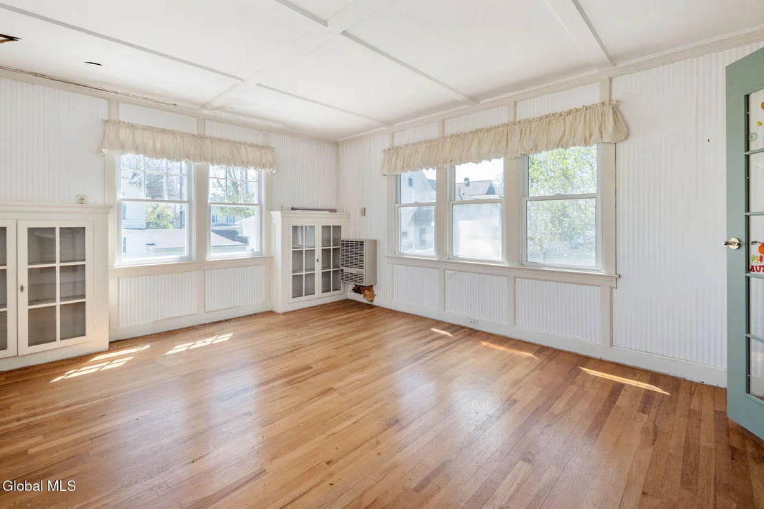 Photo of 137 Washington Avenue