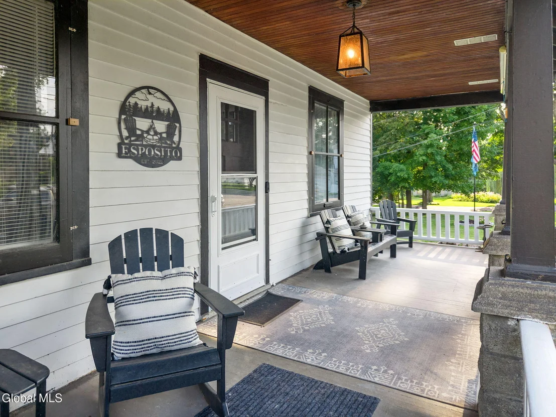 Photo of 246 Riverside Place