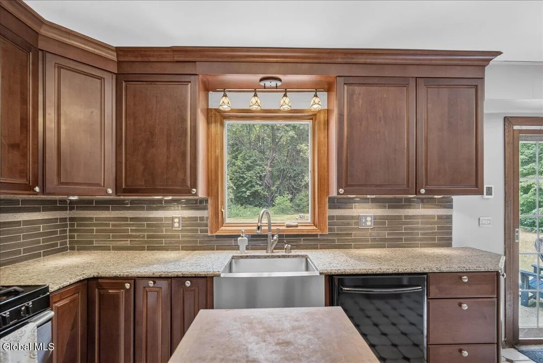 Photo of 5 Thunderbird Drive