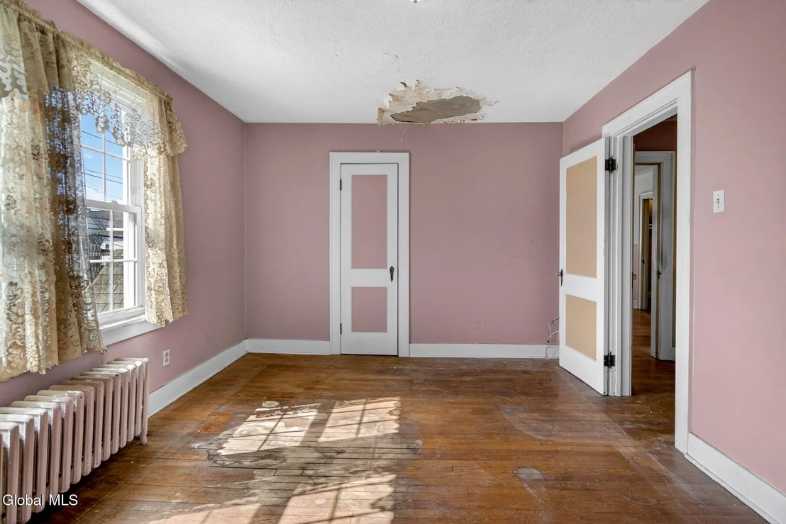 Photo of 1125 Mc Clellan Street