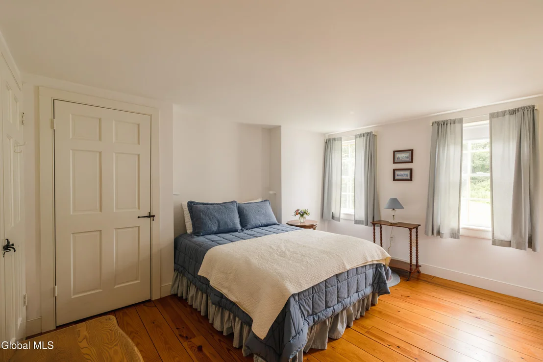 Photo of 14 & 18 Clove Road