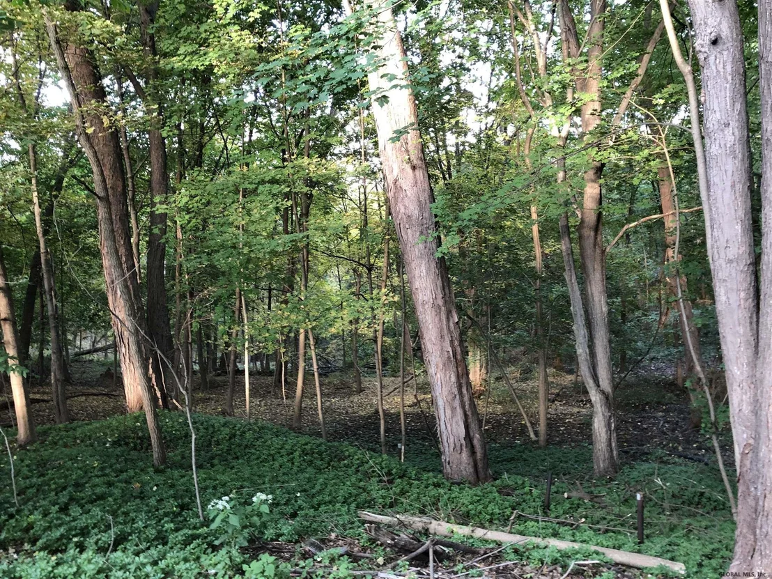 Photo of 5 MANN Drive