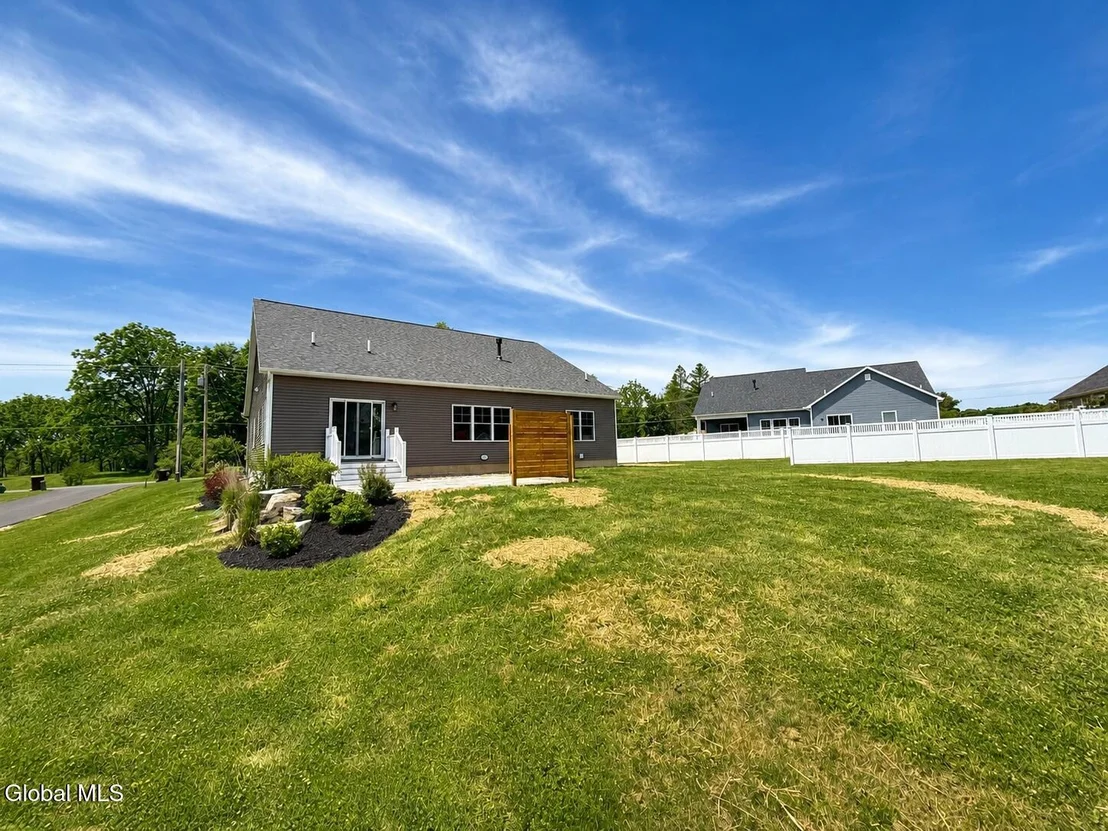 Photo of 2802 Phillips Road