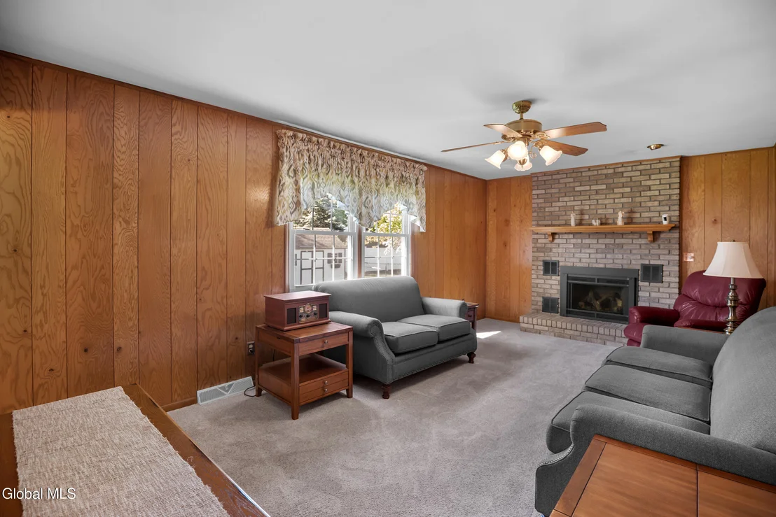 Photo of 243 Shereen Court