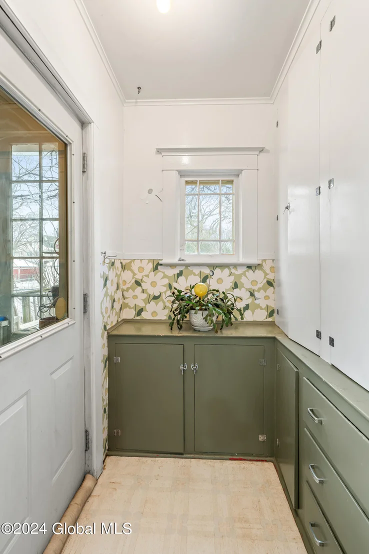 Photo of 1680 Rugby Road