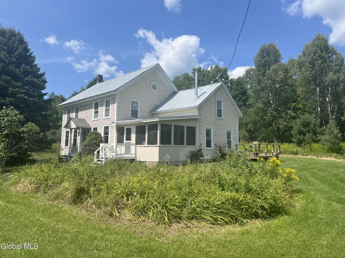Photo of 675 Creek Road
