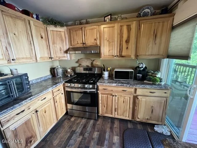 Photo of 29 Jerome Avenue