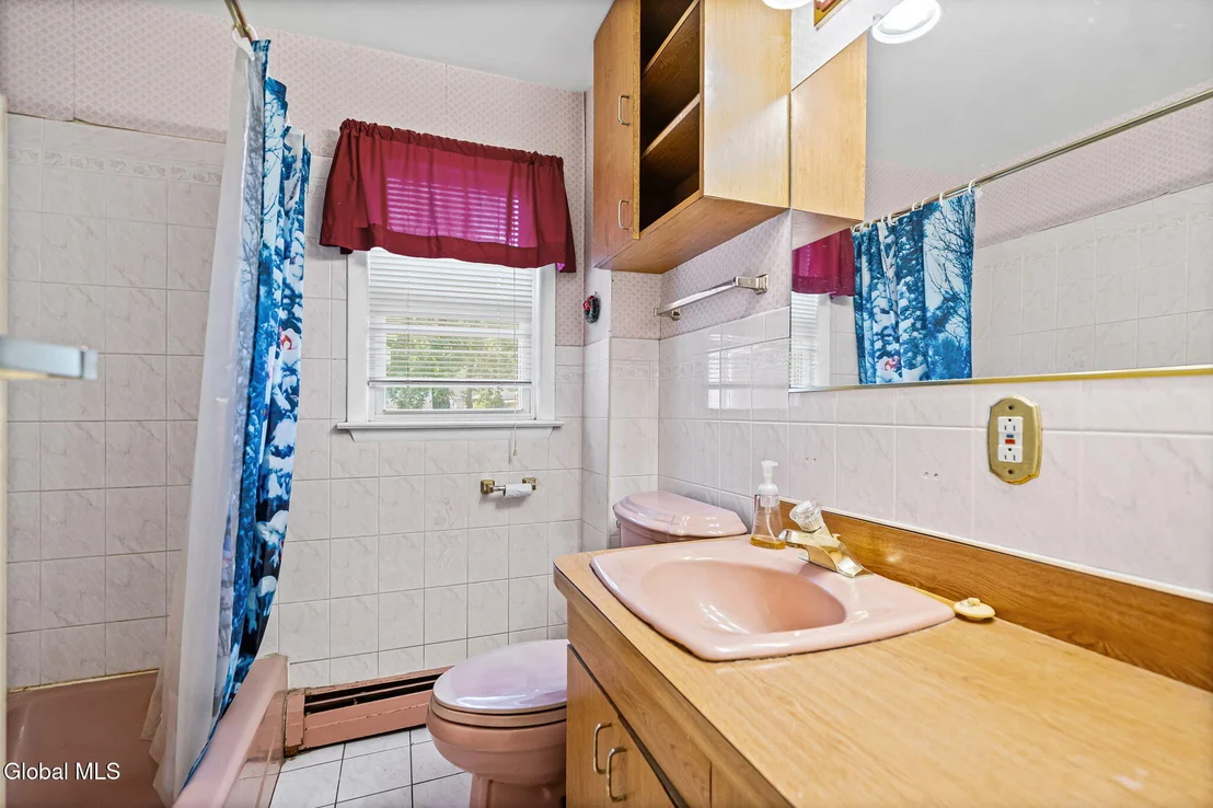 Photo of 1039 Bill Road