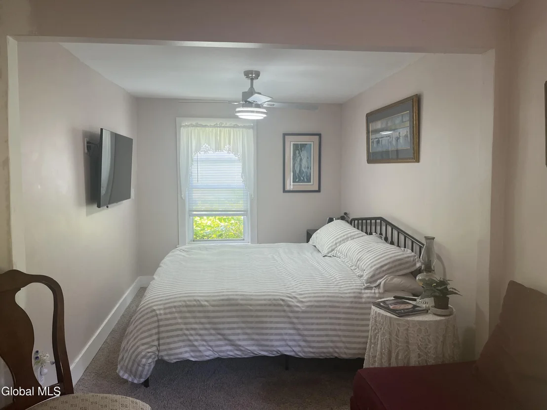 Photo of 675 Creek Road
