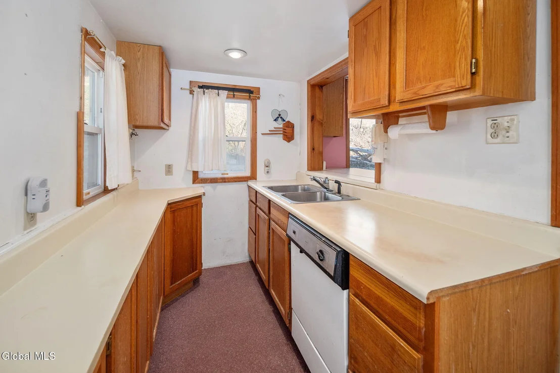 Photo of 969 Gates Hill Road