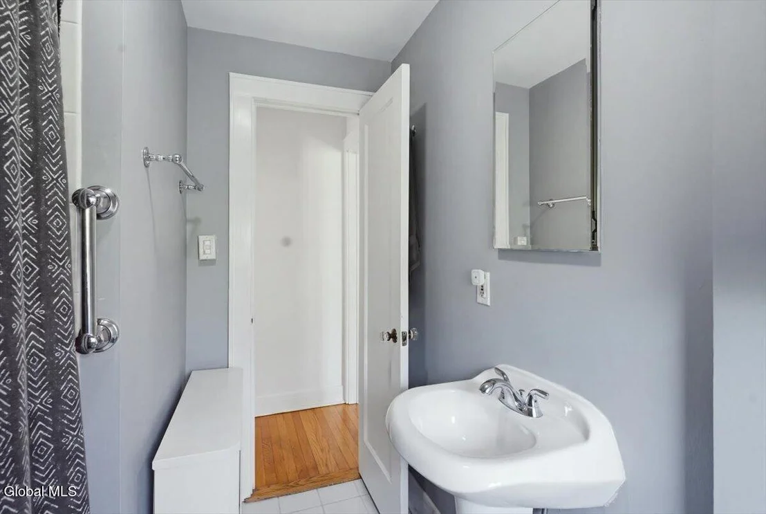 Photo of 8 Center View Drive