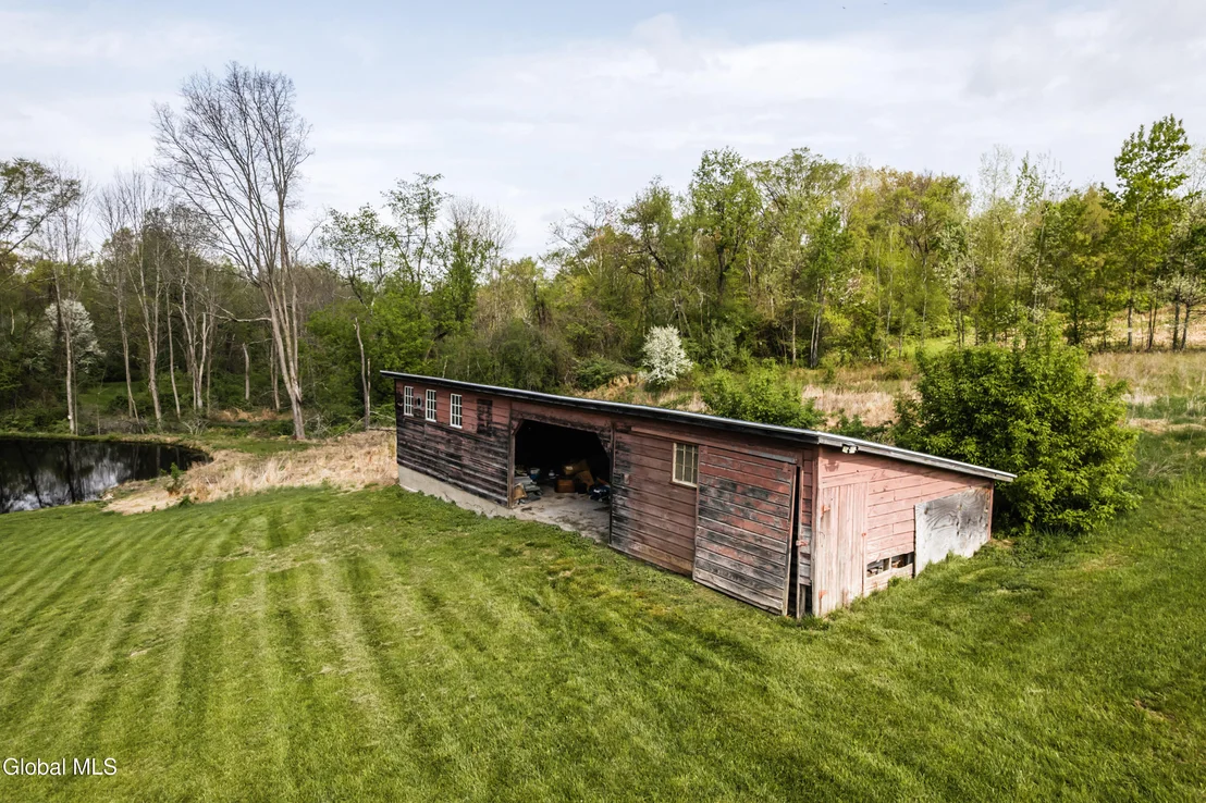 Photo of 433 Rapp Road