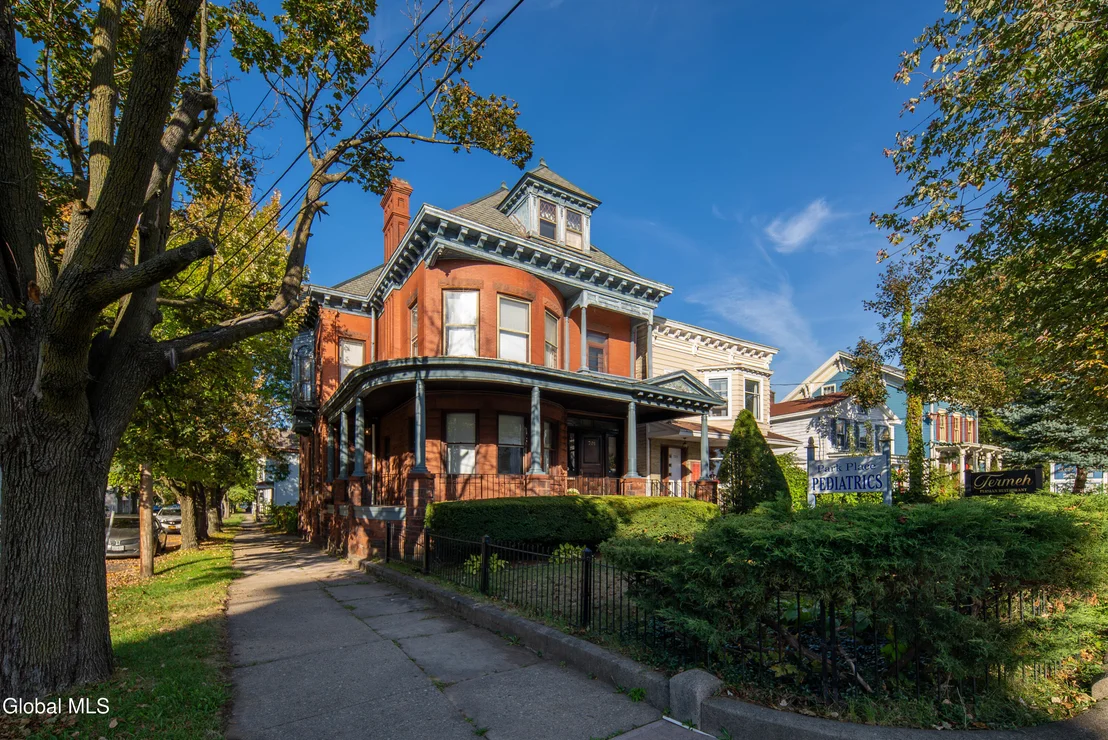 Photo of 701 Union Street