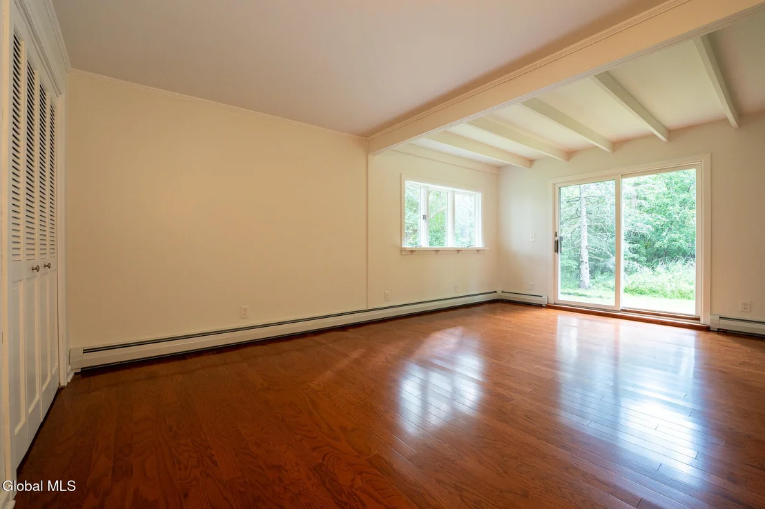 Photo of 15 Renas Drive