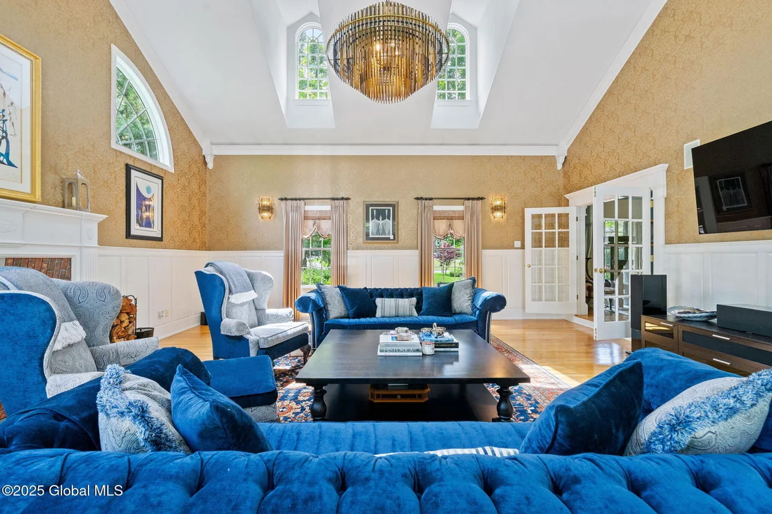 Photo of 428 Ridgehill Road