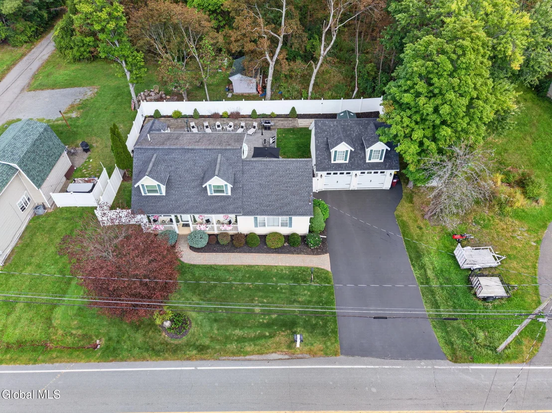 Photo of 52 Troy Avenue