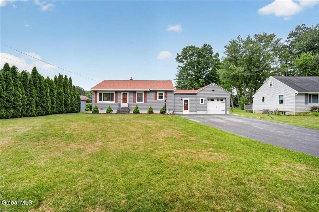 Photo of 203 Heckeler Drive