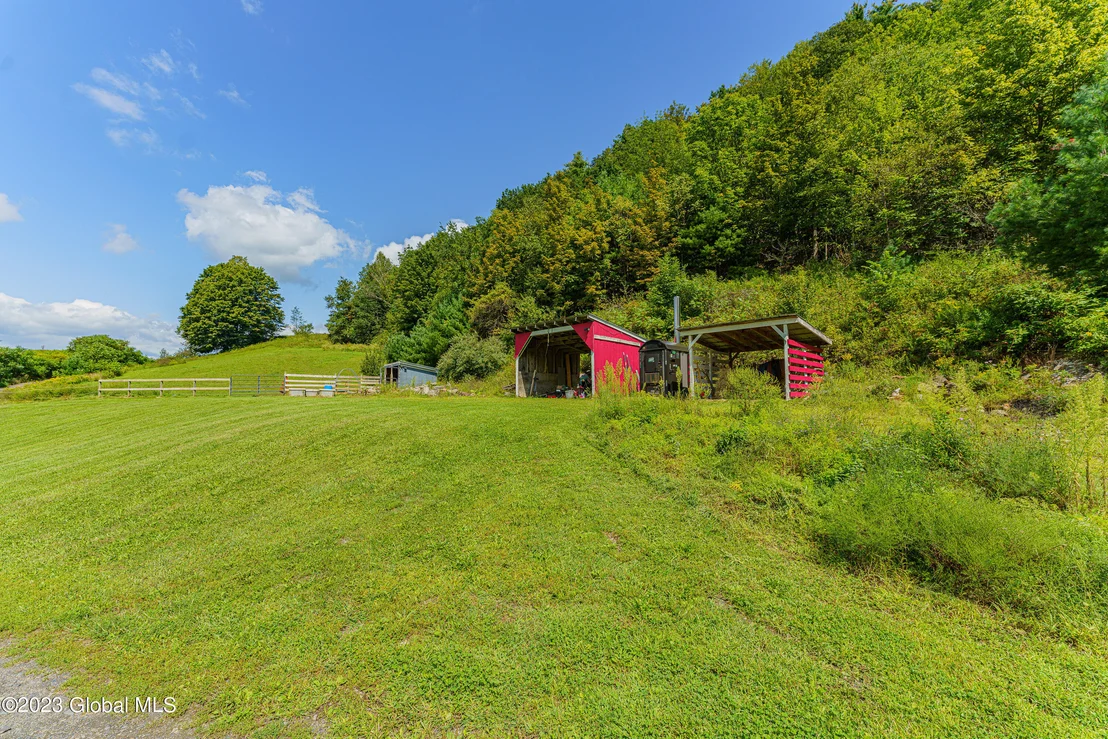 Photo of 1084 County Route 30