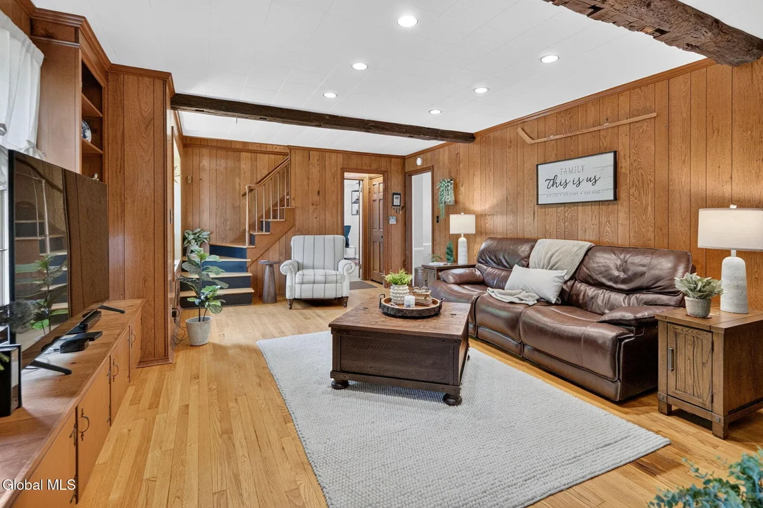 Photo of 1376 Ruffner Court