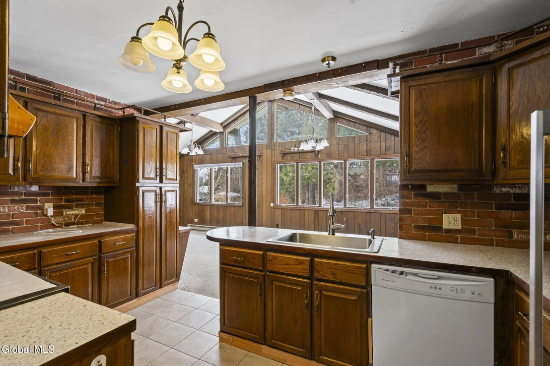Photo of 173 Marshall Avenue