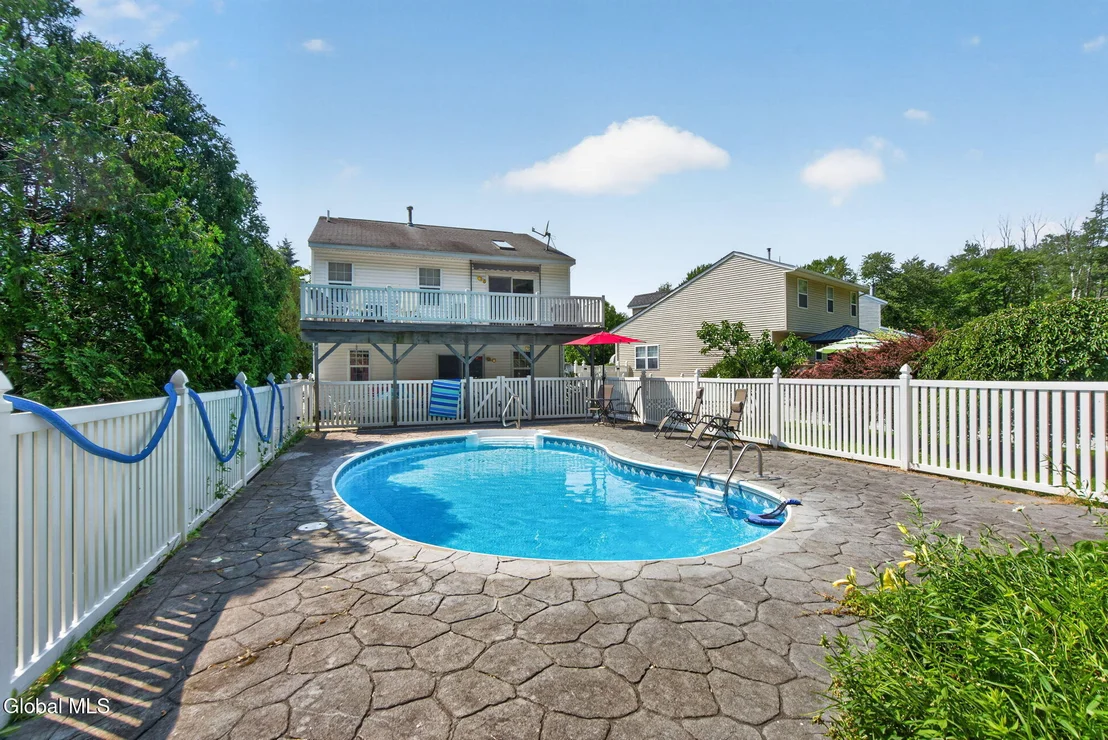 Photo of 37 Wicken Square