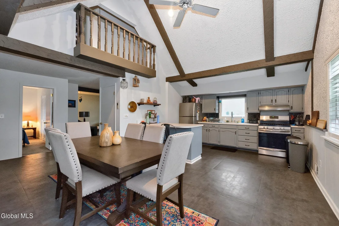Photo of 341 Princetown Road